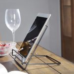 پایه نگهدارنده کتاب و تبلت