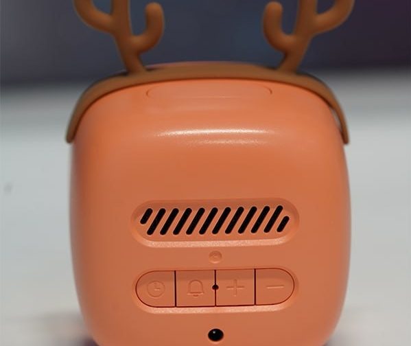 چراغ خواب رومیزی به همراه ساعت cute pet TV