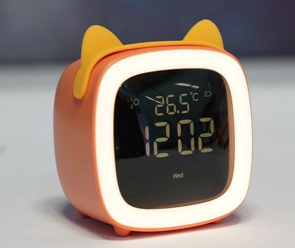 چراغ خواب رومیزی به همراه ساعت cute pet TV