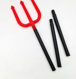 نیزه ۳ تیغه قرمز