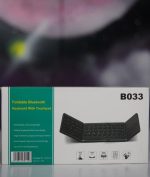 کیبورد بلوتوثی تاشو همراه با صفحه لمسی