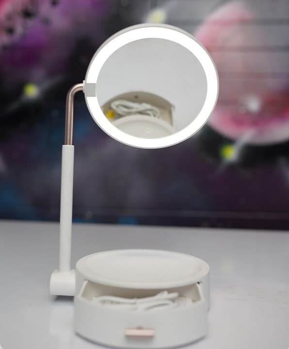آینه آرایشی رومیزی برند باسئوس DGZM-02