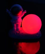 چراغ خواب طرح فضانورد