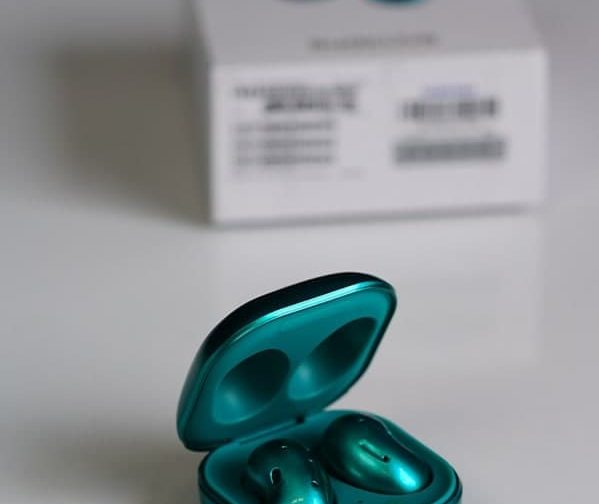 هدفون بی سیم سامسونگ مدل Galaxy Buds Live