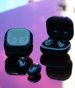 ایربادز LCD دار بلوتوثی مدل S6 SE