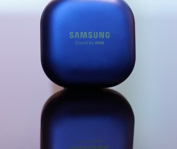 هدفون بی سیم سامسونگ مدل Galaxy Buds Live