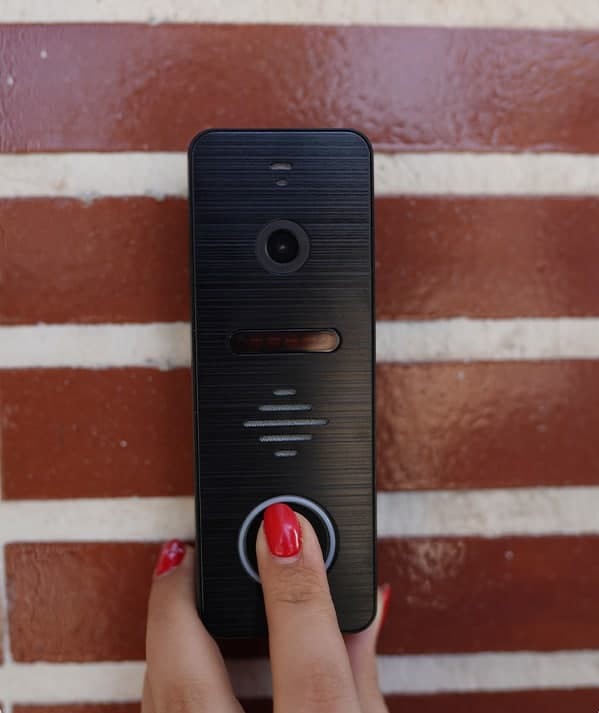 آیفون تصویری هوشمند با اتصال wifi برند تویا