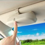 نگهدارنده عینک خودرو