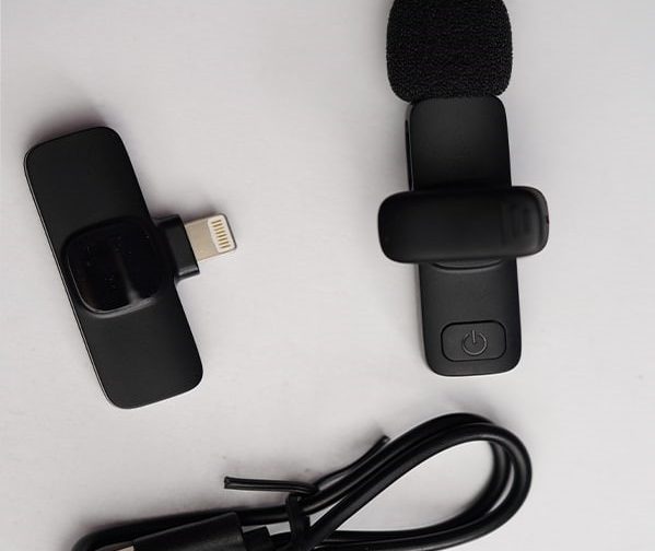 میکروفون بی سیم k9 با قابلیت پخش زنده برای آیفون لایتنینگ