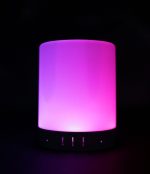 لامپ لمسی و اسپیکر قابل حمل