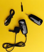 میکروفون بی سیم دارای گیرنده و فرستنده