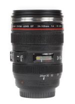 لیوان با طرح لنز دوربین عکاسی