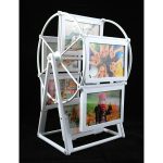 قاب عکس چرخ و فلک