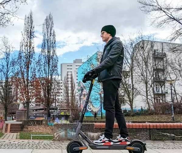 اسکوتر هوشمند شیائومی Xiaomi smart scooter